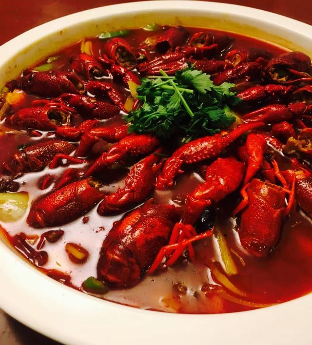 银川人看世界杯必去酒吧!在啤酒和呐喊声中感受恣意的夏天!